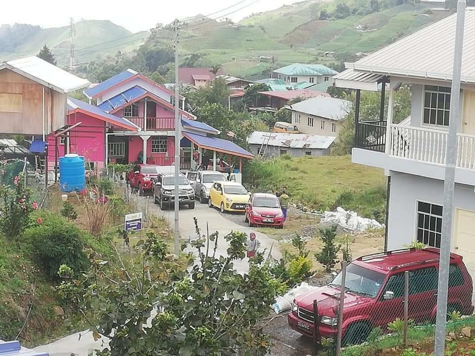 Strawberry Rest House Mesilou Kampong Kundassan Екстериор снимка